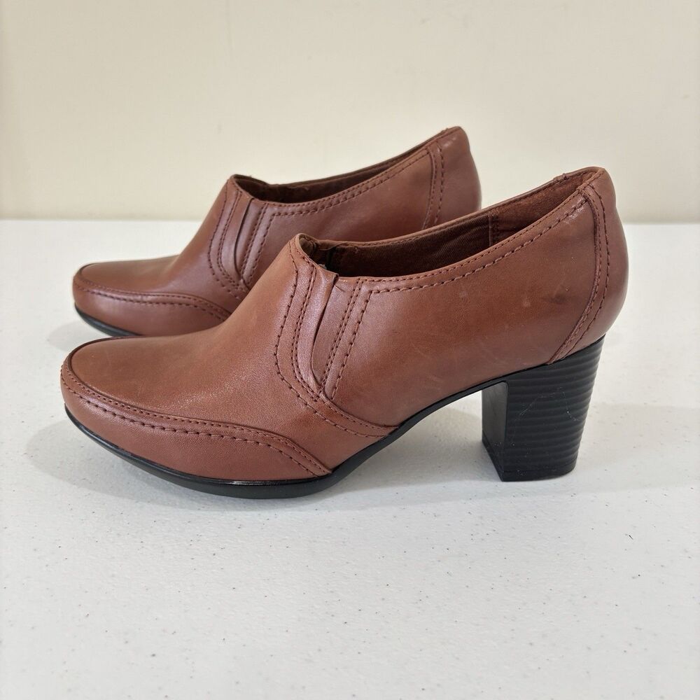 Clarks Bendable Tan Brown Leather Ankle Boots Block Heel Women 8.5 Cushioned New